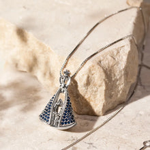 Cargar imagen en el visor de la galería, Collar religioso nuestra señora aparecida emn plata 925