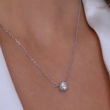 Cargar imagen en el visor de la galería, Moissanite - Collar Punto de Luz 6MM Plata 925