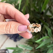 Cargar imagen en el visor de la galería, Anillo aparador oval Circonitas
