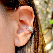 Cargar imagen en el visor de la galería, Earcuff Piercing Pantera
