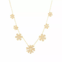 Cargar imagen en el visor de la galería, Collar Flores baño Oro18k
