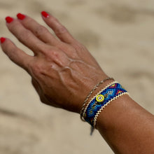 Cargar imagen en el visor de la galería, Pulseras Ojo Ajustable Macramé
