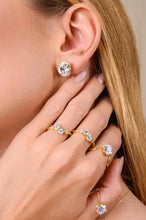 Cargar imagen en el visor de la galería, Pendiente Punto de Luz OVAL 10MM Dorado
