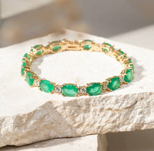 Cargar imagen en el visor de la galería, Pulsera Riviere Esmeralda Oval Oro
