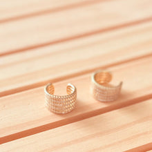 Cargar imagen en el visor de la galería, Pendiente Earcuff Líneas Plata o Dorado
