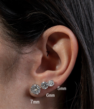 Cargar imagen en el visor de la galería, Moissanite - Punto de Luz  Redondo 6MM Plata 925
