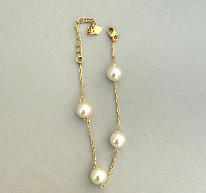Pulsera perlas bolas dorada