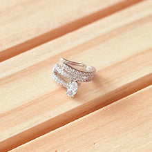 Cargar imagen en el visor de la galería, Earcuff Lineas Circonita Plata
