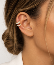 Cargar imagen en el visor de la galería, Earcuff Doble Circonitas Dorado o Plata
