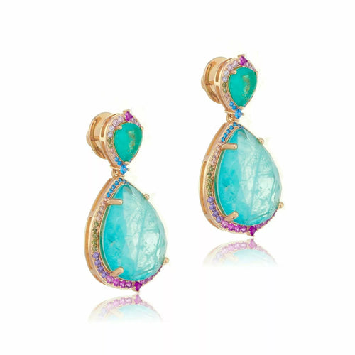 Aretes colgantes grandes con turmalina Light Fusion y circonitas de colores, chapados en oro de 18 quilates

¿Buscas una pieza de lujo para lucir? Estos aretes chapados en oro de 18 quilates presentan una gota grande de turmalina Light Fusion, una gota más pequeña de turmalina Fusion, engaste en garra y circonitas premium en tonos rosa, lila, champán, azul y blanco.

Chapado en oro de 18 quilates
Hipoalergénico, sin níquel
1 año de garantía de chapado