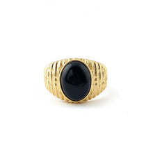 Cargar imagen en el visor de la galería, Anillo resina negro orgánico super estiloso en baño de oro 18k.

Tam 18 Brasil ( 8 USA)

joyas hipoalergenicas y sin niquel.
