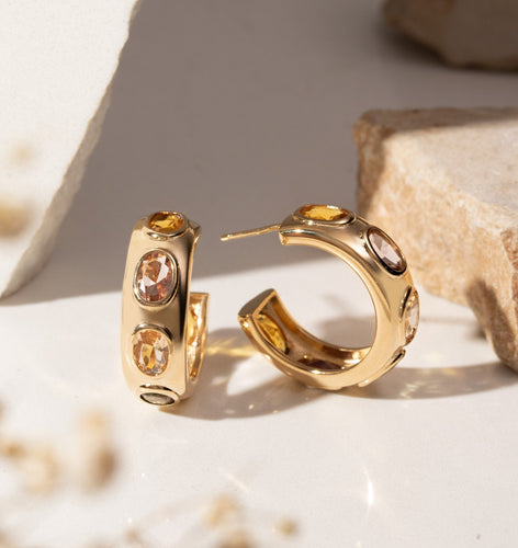 Argolla tubo circonitas en Oro18k 