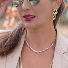 Cargar imagen en el visor de la galería, Collar circonita Riviere Rosa forma de corazones super chic para una fiesta o boda.
