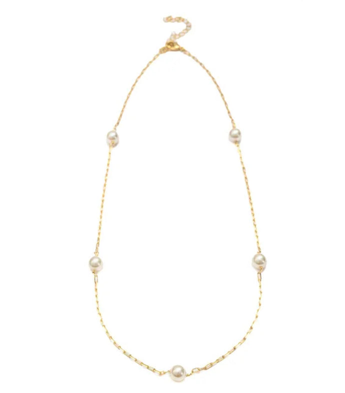 Colar cadena mini perlas en Baño de Oro18k. Un collar delicado para todo los dias. Ideales para mezclar con otros collares Wal Barros.

Joyas hipoalergenicas y sin niquel.