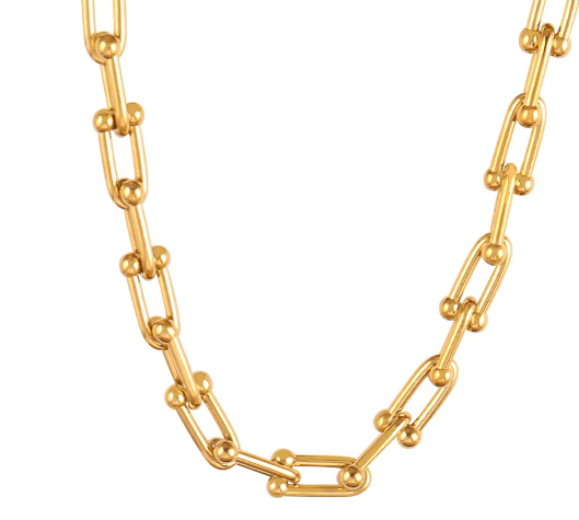 Collar cadena dorado elo en acero Inoxidable dorado super leve para mesclar con otros collares Wal Barros brand y hacer camadas (laeyring) que está super de moda. Para mujer elegantes.  45cm + 5cm ajustable 