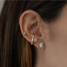 Cargar imagen en el visor de la galería, Earcuff Encaje una Circonita Dorado o Plata
