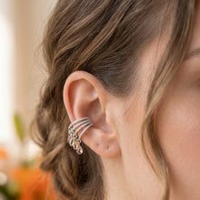 Cargar imagen en el visor de la galería, Earcuff Lineas Circonitas Coloridas Plata
