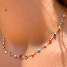 Cargar imagen en el visor de la galería, Collar Ojo griego corazones largo
