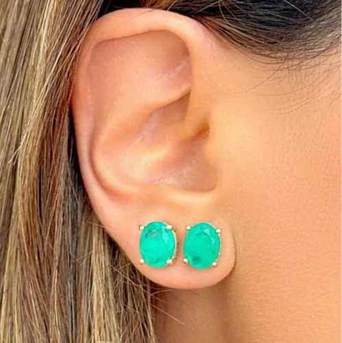 Pendiente Oval esmeralda bañado en oro 18k