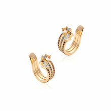 Cargar imagen en el visor de la galería, Earcuff dorado con mini circonitas en negro con topacio y turmalina en baño de Oro 18k

precio unidad 

Super comodo.
