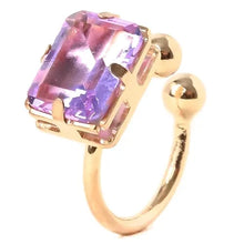 Cargar imagen en el visor de la galería, Earcuff &amp; piercing fake Violeta cuadrado en baño de oro. Precio unidad.

Super comodo.

Joyas hipoalergénicas y sin níquel 
