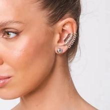 Cargar imagen en el visor de la galería, Earcuff Liso Style Plata o Dorado
