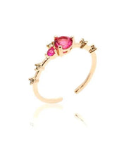 Cargar imagen en el visor de la galería, Alianza Cristal Turmalina Rosa dorado Redondo Cravejado en Garra Baño de Oro 18K. Super delicado e un poco ajustable. Mescle con otros anillos Wal Barros brand.
