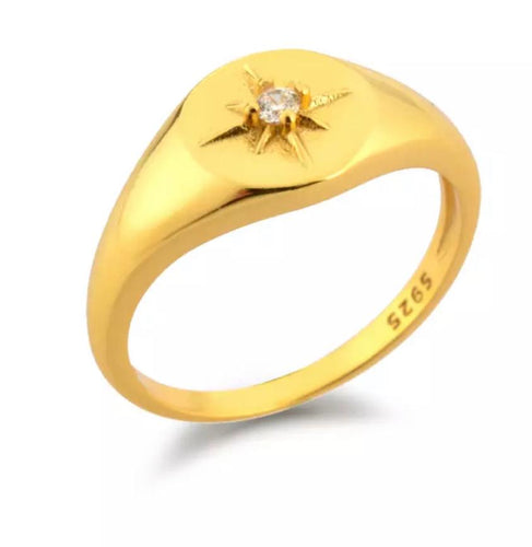 Anillo estrella con circonitas.