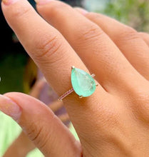 Cargar imagen en el visor de la galería, anillo esmeralda colombiana fusion
