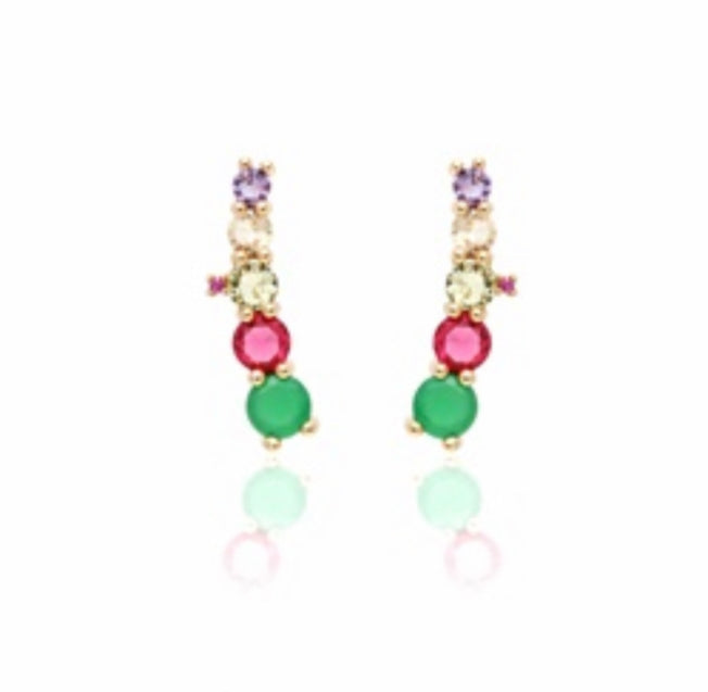 Pendiente como modelo earcuff com cristais coloridos em banho de ouro 18k